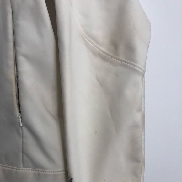 The North Face - Waterproof Jacket - Picture 3 of 6